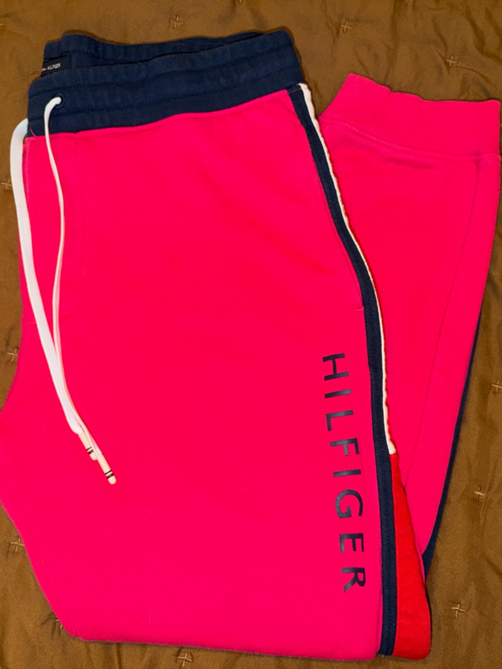 Tommy Hilfiger Womens Bright Pink Logo Sweats
